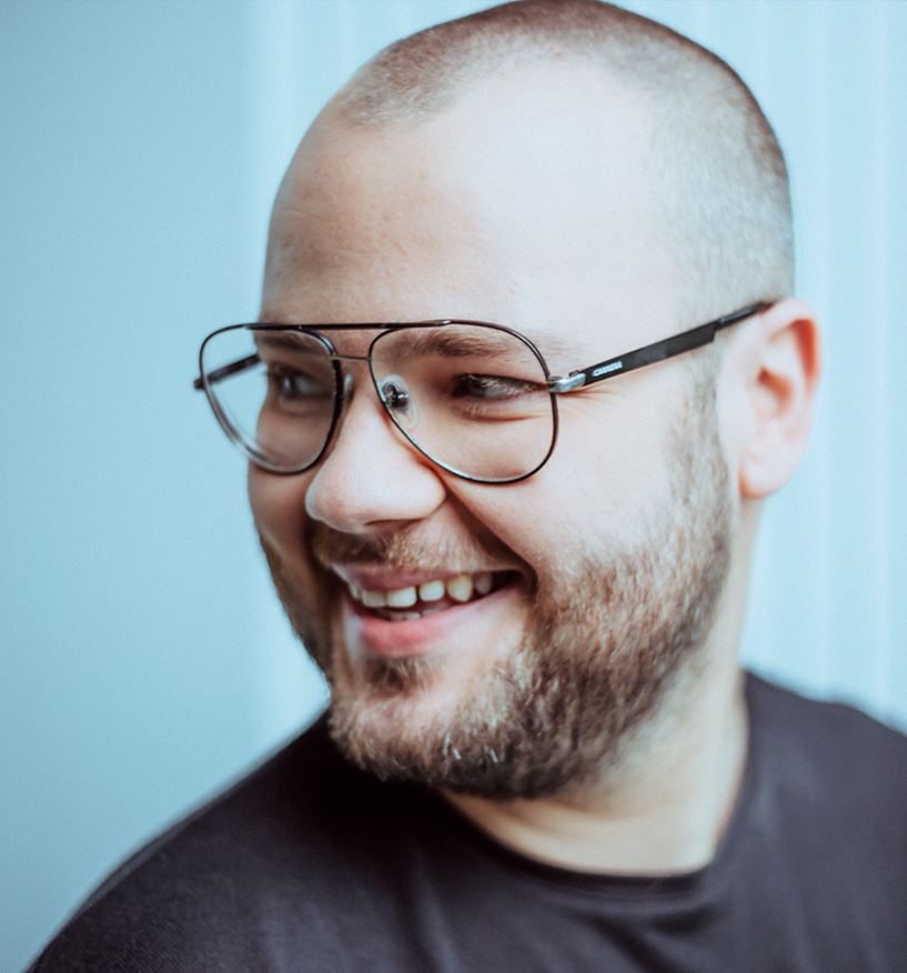 Prelegenci_Szymon Motławski.png